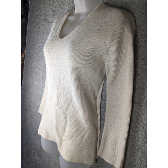 J Jill Long Sleeve Shirt Wool Cashmere Woman’s Small V-Neck Cream Sweater Soft - Picture 9 of 13